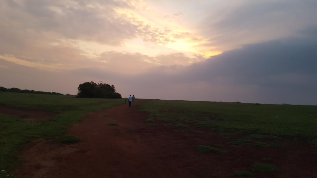 דיקוולה Indunil Place Hiriketiya מראה חיצוני תמונה